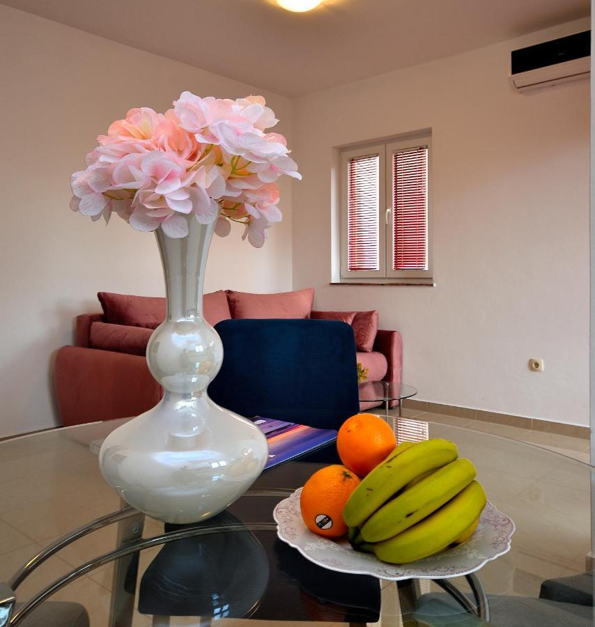 Stella Maris Apartments Vodice Ngoại thất bức ảnh
