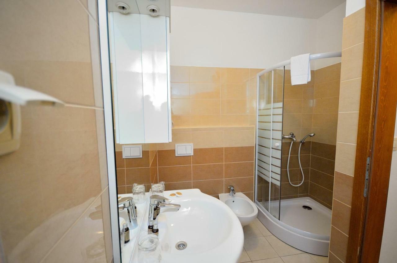 Stella Maris Apartments Vodice Ngoại thất bức ảnh